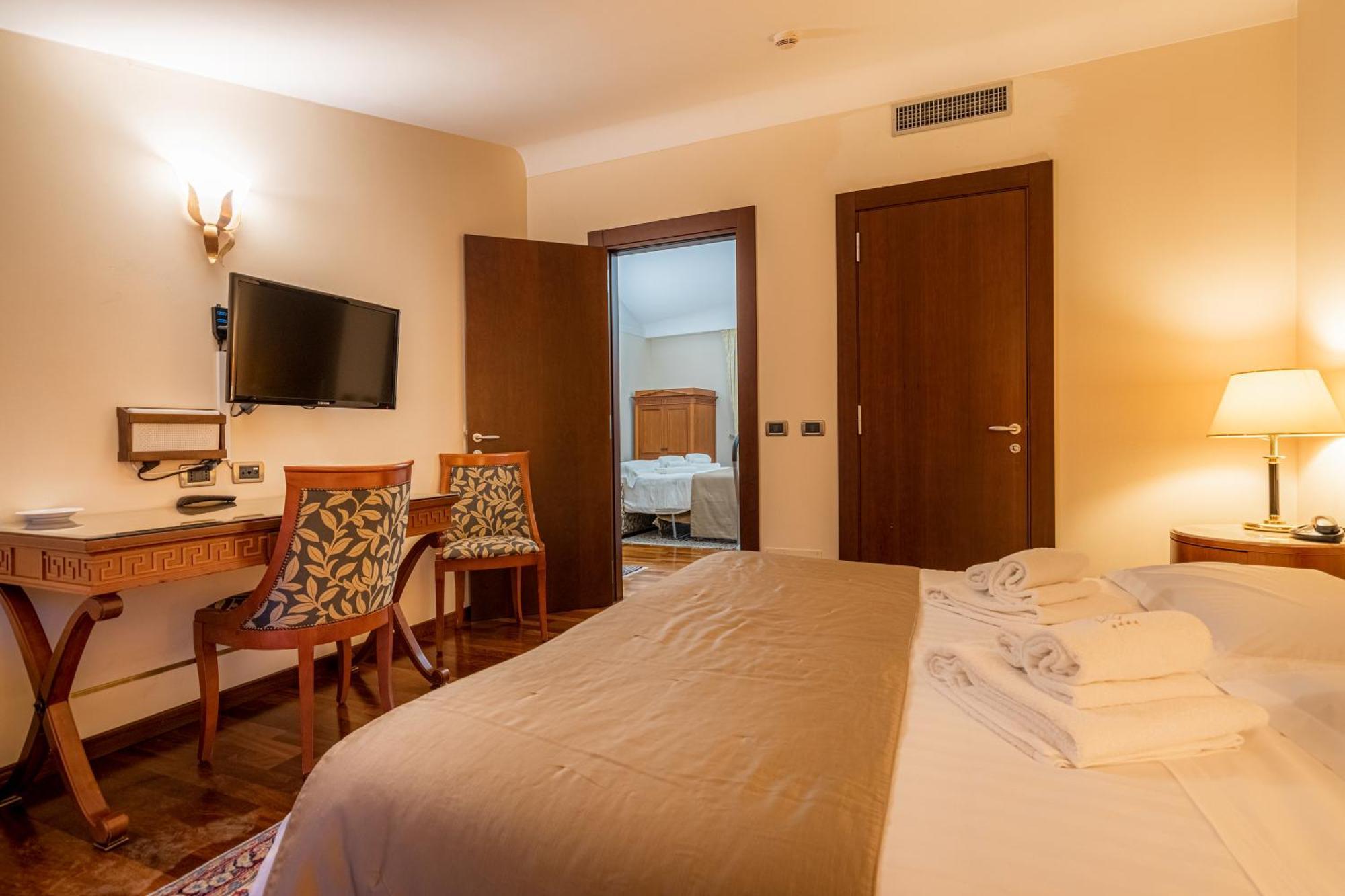 Hotel Cala Del Porto Vibo Valentia Marina Luaran gambar
